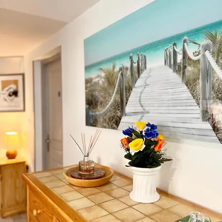 Le Neptune, Calme, Centre-ville